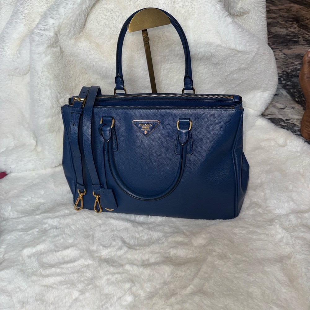 Prada Navy Blue Saffiano Double-Zip Satchel with Gold Hardware - Picture 2 of 7